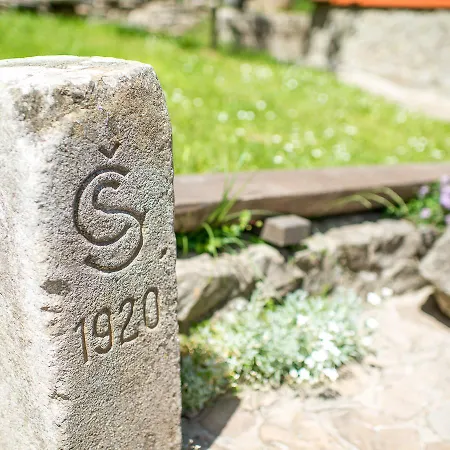 шалe у пилипці Pylypets Chalet Pilipets