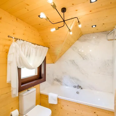 шалe у пилипці Pylypets Pilipets