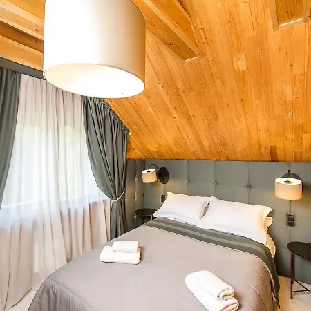 шалe у пилипці Pylypets Chalet