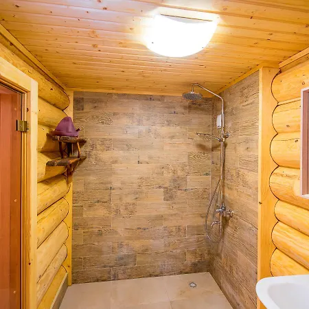 шалe у пилипці Pylypets Chalet *