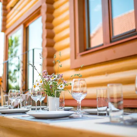 шалe у пилипці Pylypets Alpstuga