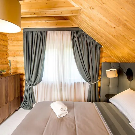 шалe у пилипці Pylypets Alpstuga